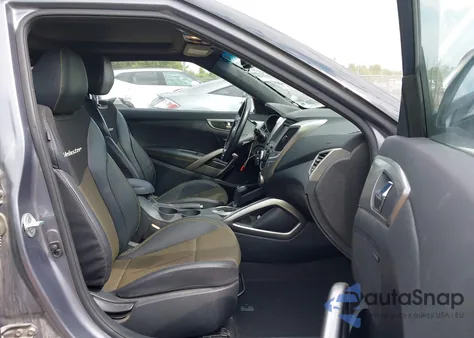 2016 Hyundai Veloster z USA, uszkodzony, nr VIN KMHTC6AD5GU302830